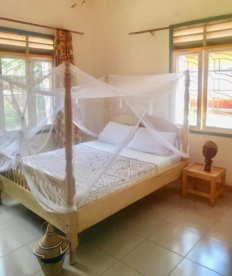 Homestaystudio62 Jinja Ngoại thất bức ảnh